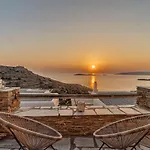 Irida - Sea & Sunset Flats By Explore Andros