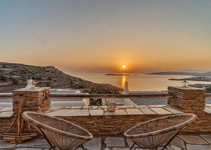 Irida - Sea & Sunset Flats By Explore Andros